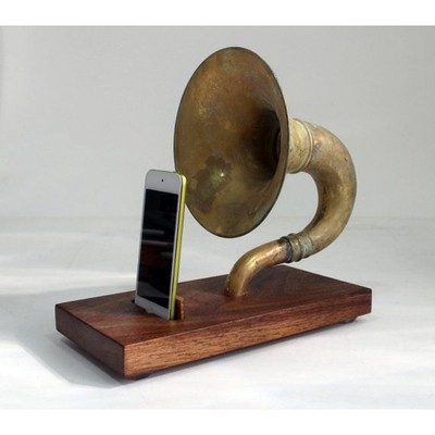 Image for: The Horn-A-Phone - iHorn