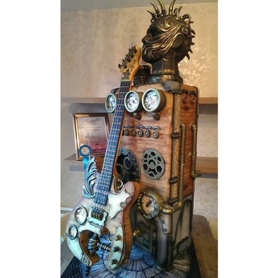 Image for: The most awesome steampunk cake ever?